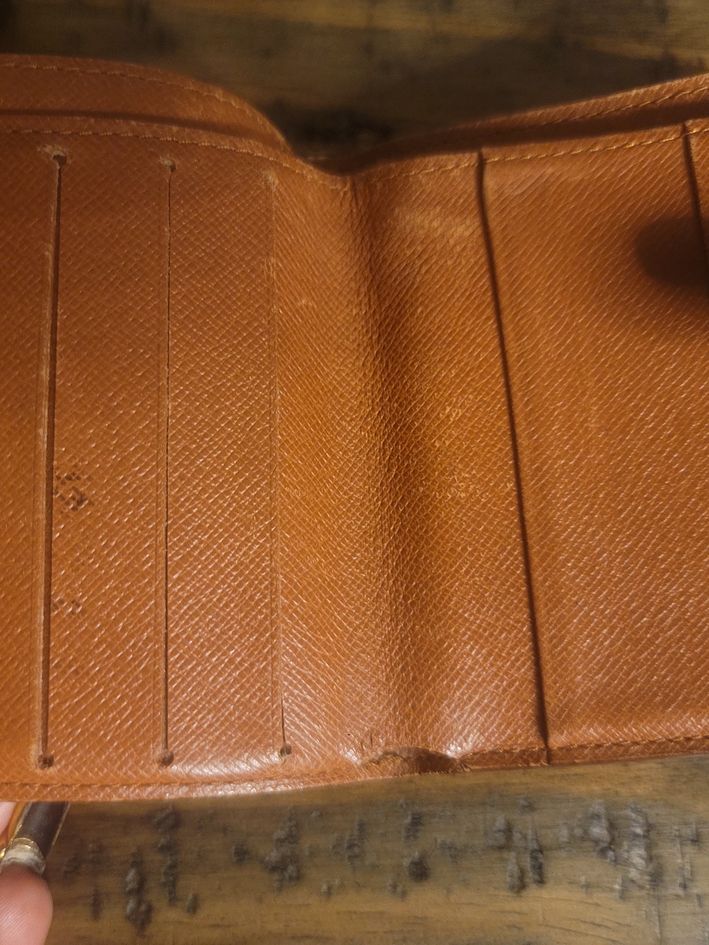 Louis Vuitton Vintage Monogram Compact Zip Wallet - Picture 5 of 7